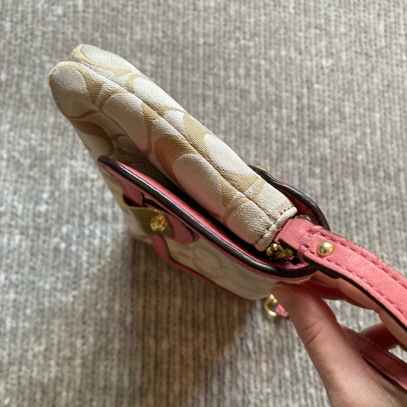 Vintage COACH Y2K Mini Bag Wristlet Bag Fabric Gold Pink - Picture 4 of 9